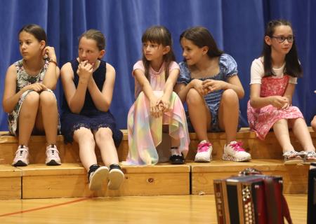 PRIREDITEV OB DNEVU DRŽAVNOSTI IN ZAKLJUČKU ŠOLSKEGA LETA 26 FOTO LJUBO VUKELIČ